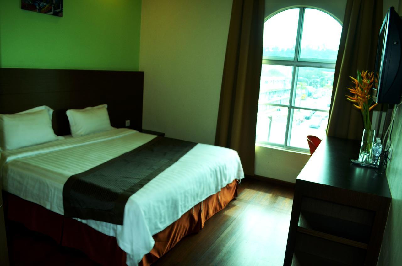 Lintas Plaza Hotel Kota Kinabalu Kültér fotó