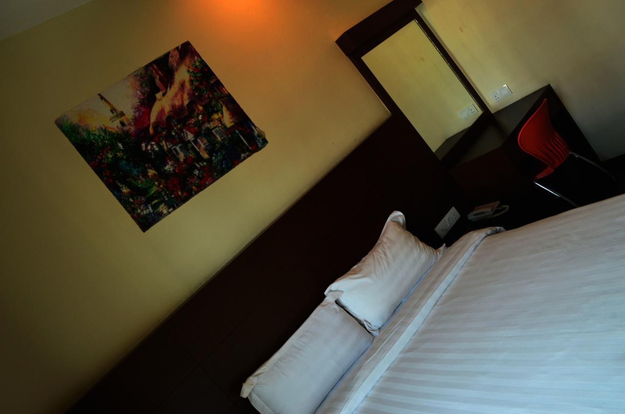 Lintas Plaza Hotel Kota Kinabalu Kültér fotó